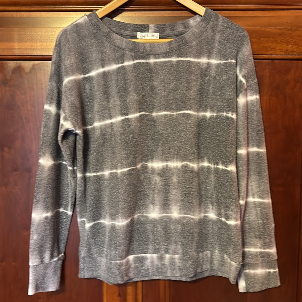 Gray Pullover